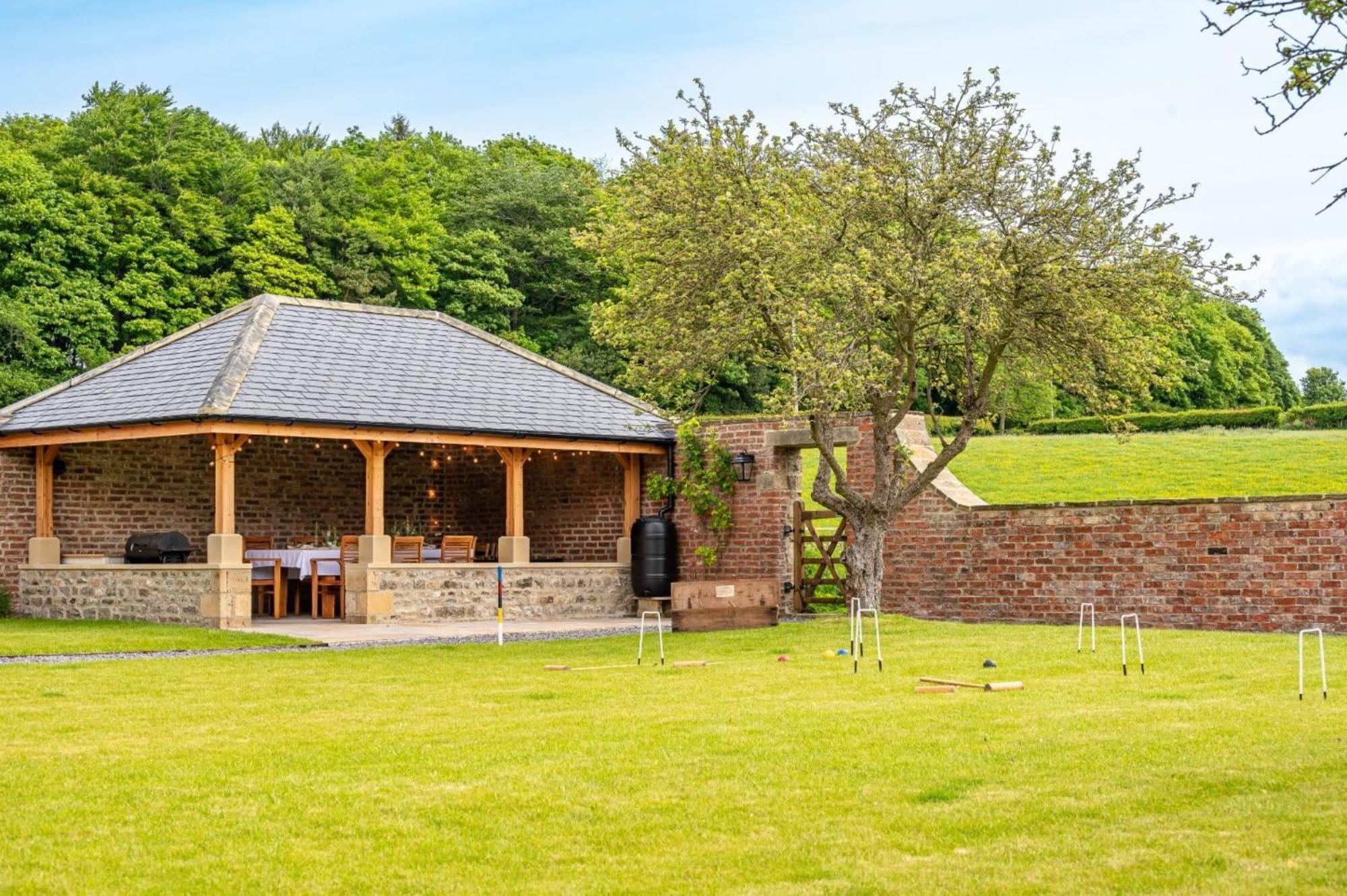 Hollins Farmhouse Leyburn Exterior foto